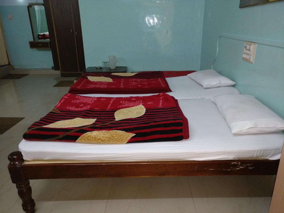 Hotel Raj Mahal Chikmagalūr Esterno foto