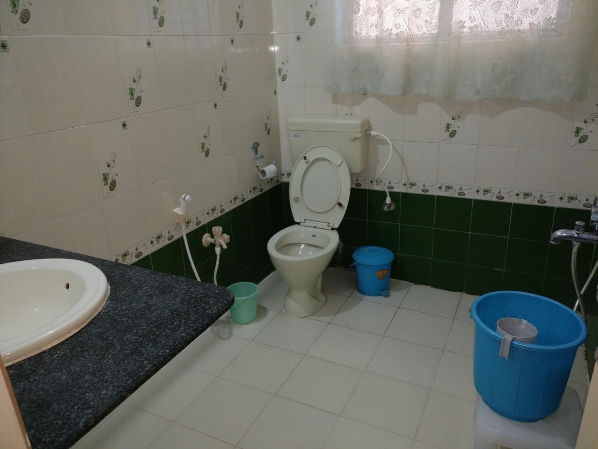 Hotel Raj Mahal Chikmagalūr Esterno foto