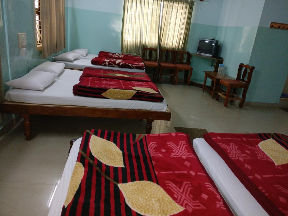Hotel Raj Mahal Chikmagalūr Esterno foto