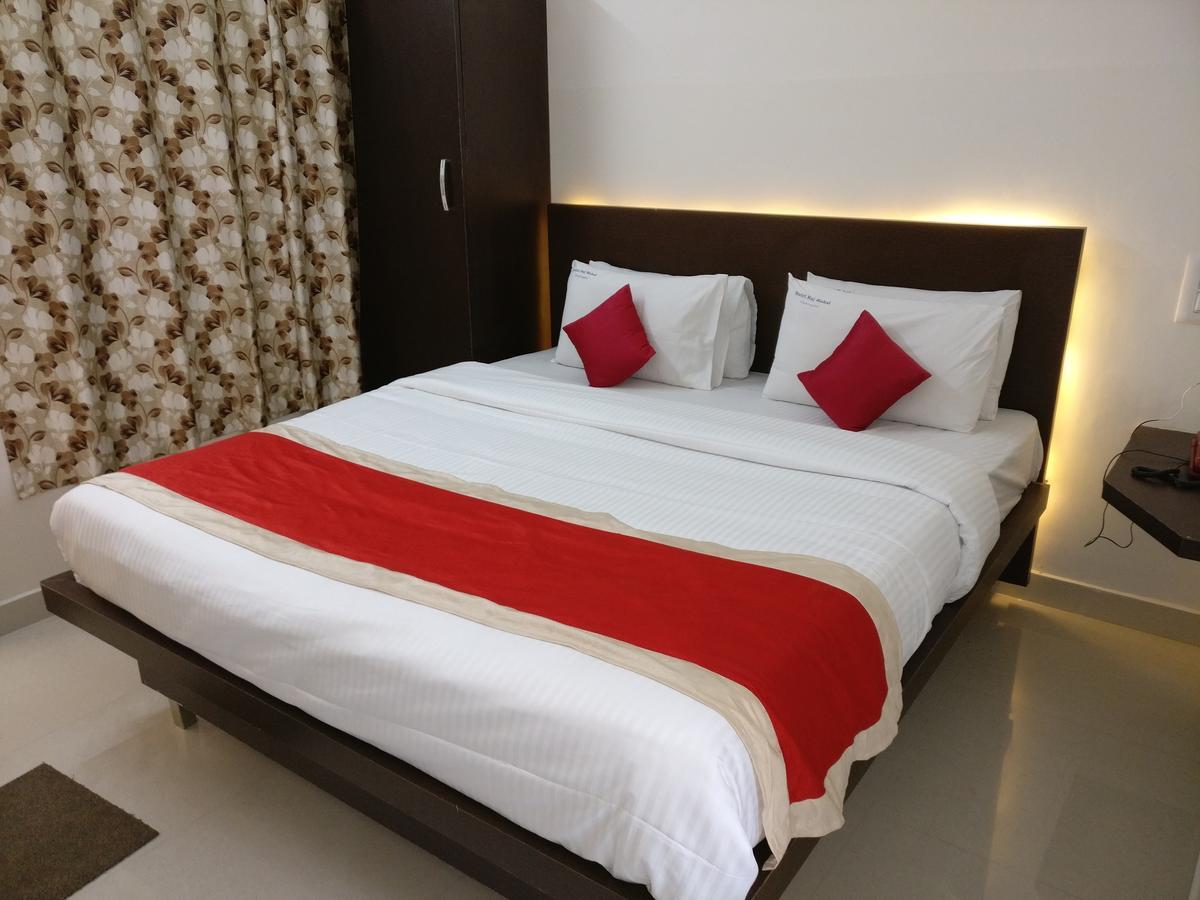 Hotel Raj Mahal Chikmagalūr Esterno foto